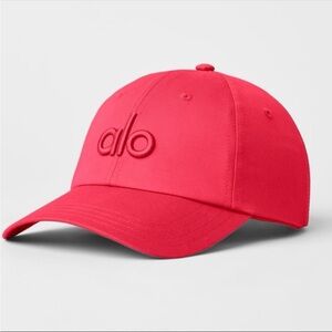 NWT ALO YOGA Off Duty Baseball Cap Candy Red